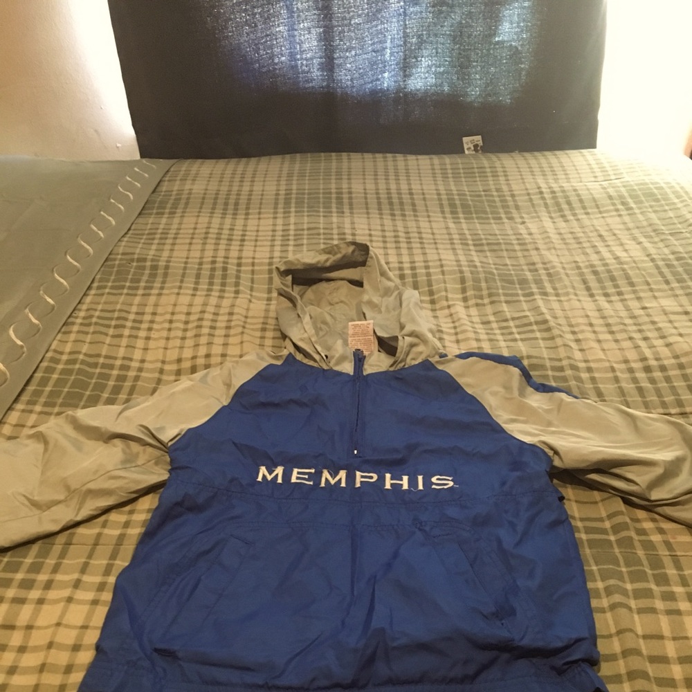 Memphis Tigers Pullover For boys size large
